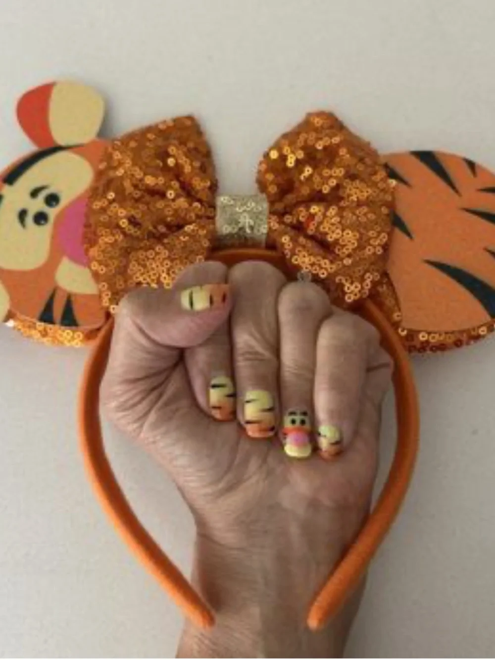 #2650*”8x10* Tigger Sequin Mouse Ear Headband - Orange
